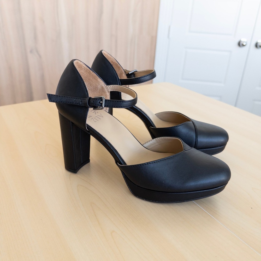 Naturalizer Womens Bandele Heels 7M Black Platform Ankle Strap Round Toe Pumps